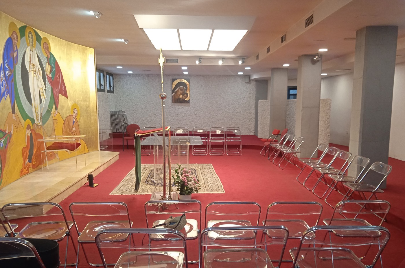 Salones Parroquiales de la Sagrada Familia — Sagrada Familia (1 de 2)